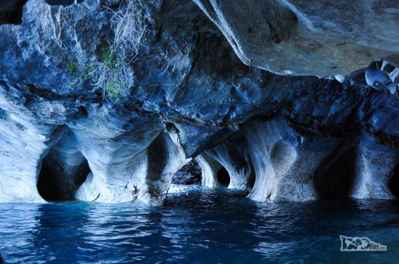 Os muitos túneis da Catedral de Mármore, no lago General Carrera, região de Puerto Rio Tranquilo, na Carretera Austral, sul do Chile